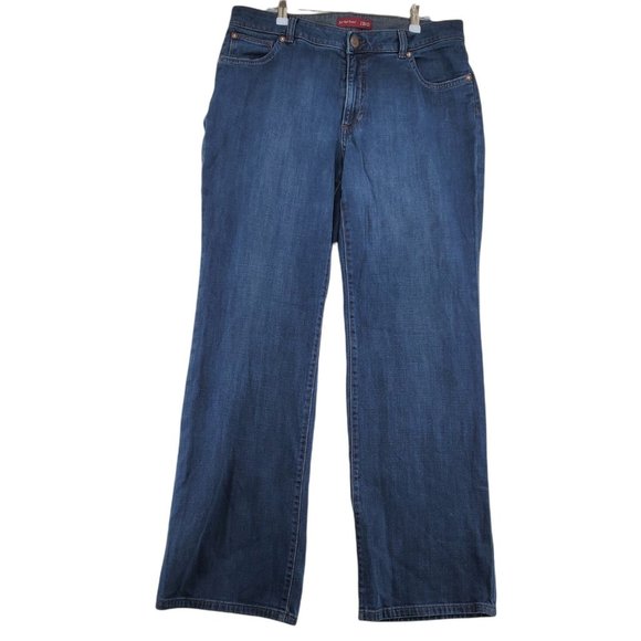 IZOD Jeans Women's 5-Pocket Dark Wash Denim Boot Cut Stretch Blue 33/32 - Picture 1 of 11